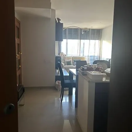 Piso Comodo Apartamento